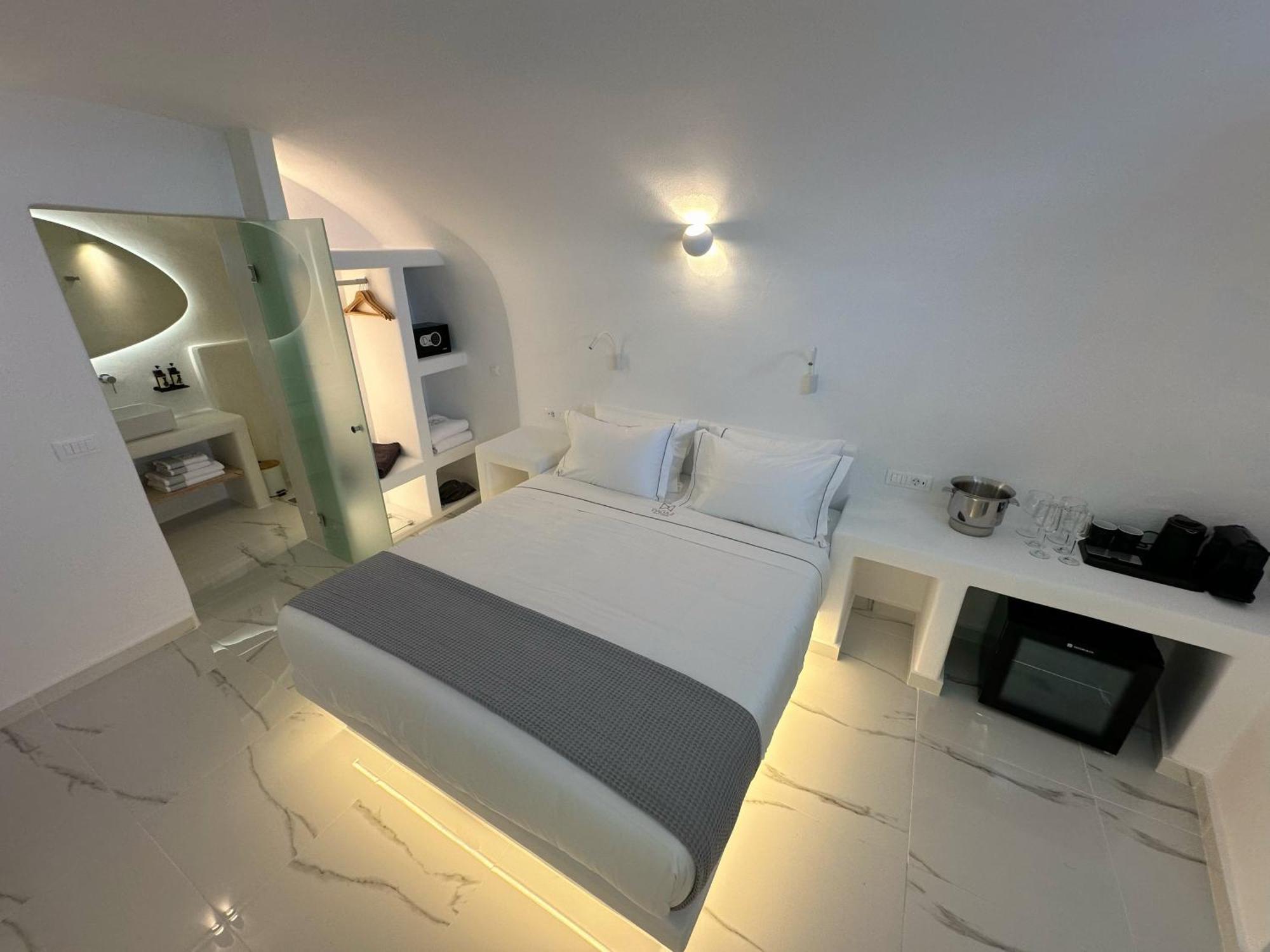 Dagaz Suites Тира Экстерьер фото