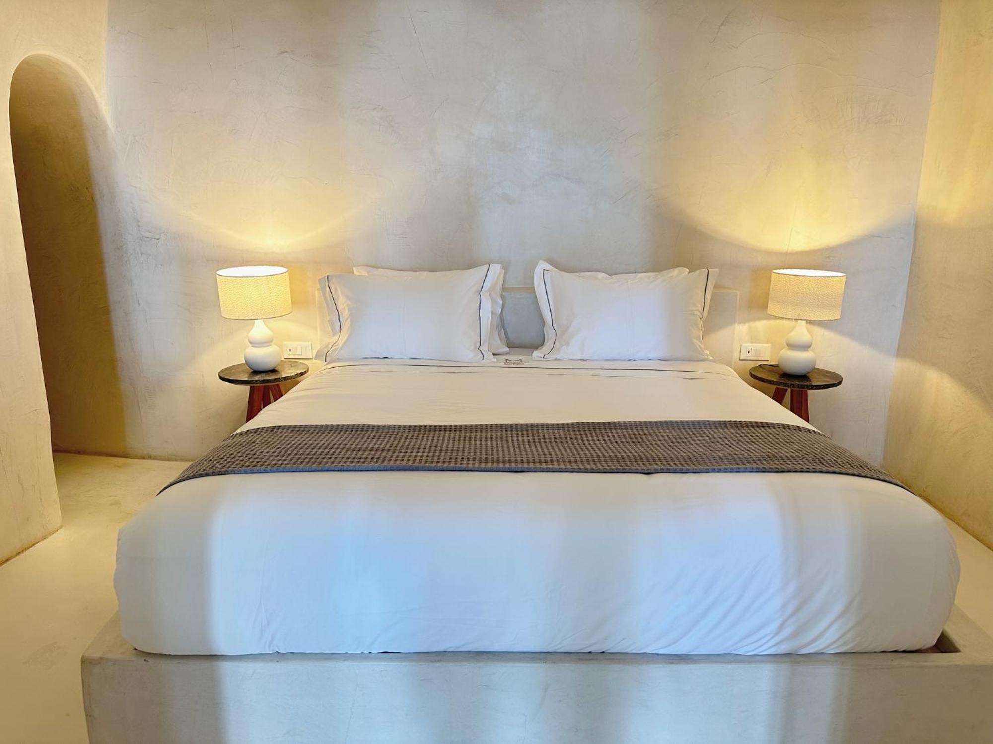 Dagaz Suites Тира Экстерьер фото