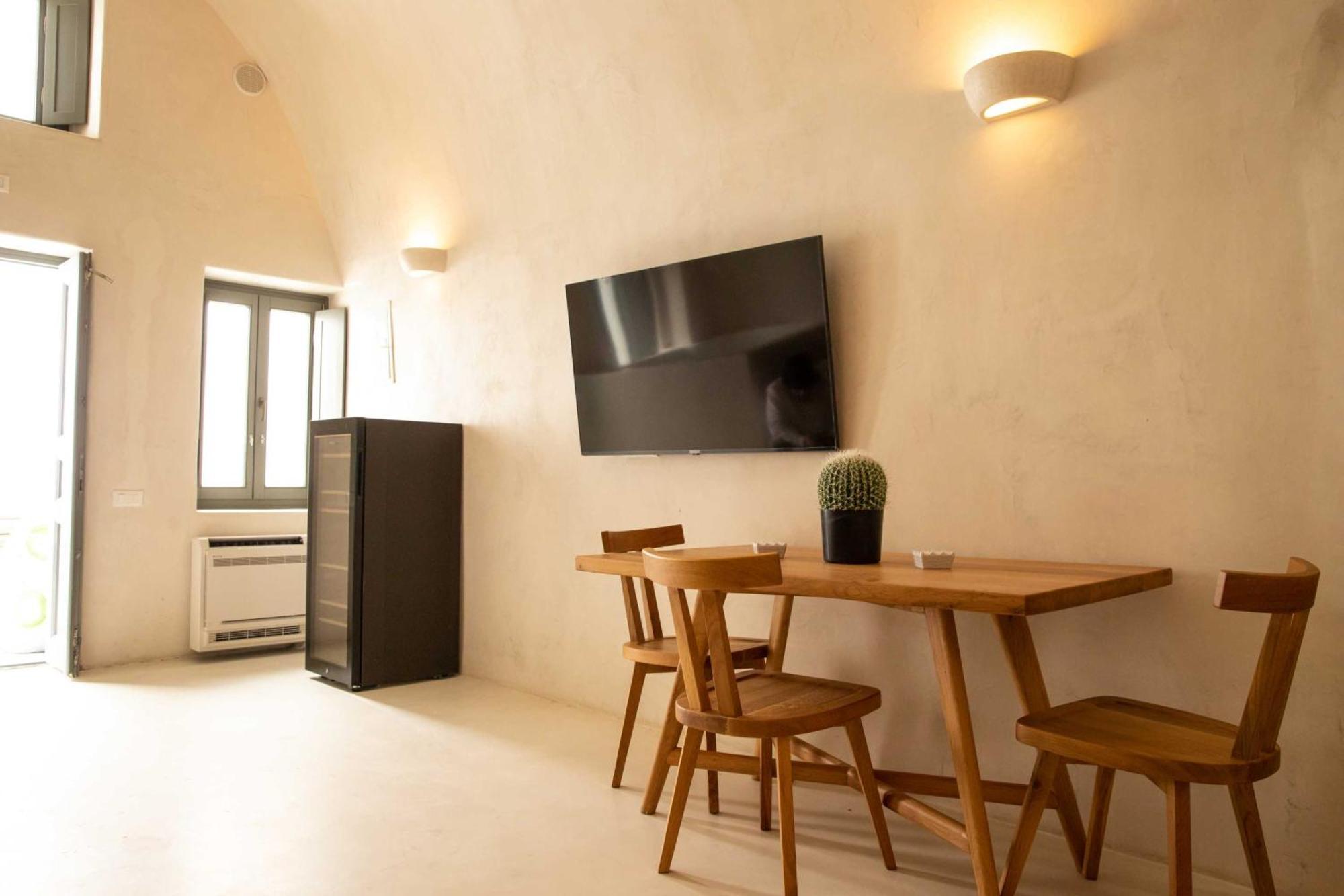 Dagaz Suites Тира Экстерьер фото